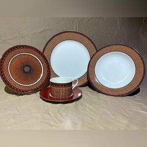 Sasaki Nantucket by Erica Friedman dish set